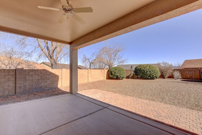 Building Photo - 3 bedroom, 2 bathroom home for Rent in Gra...