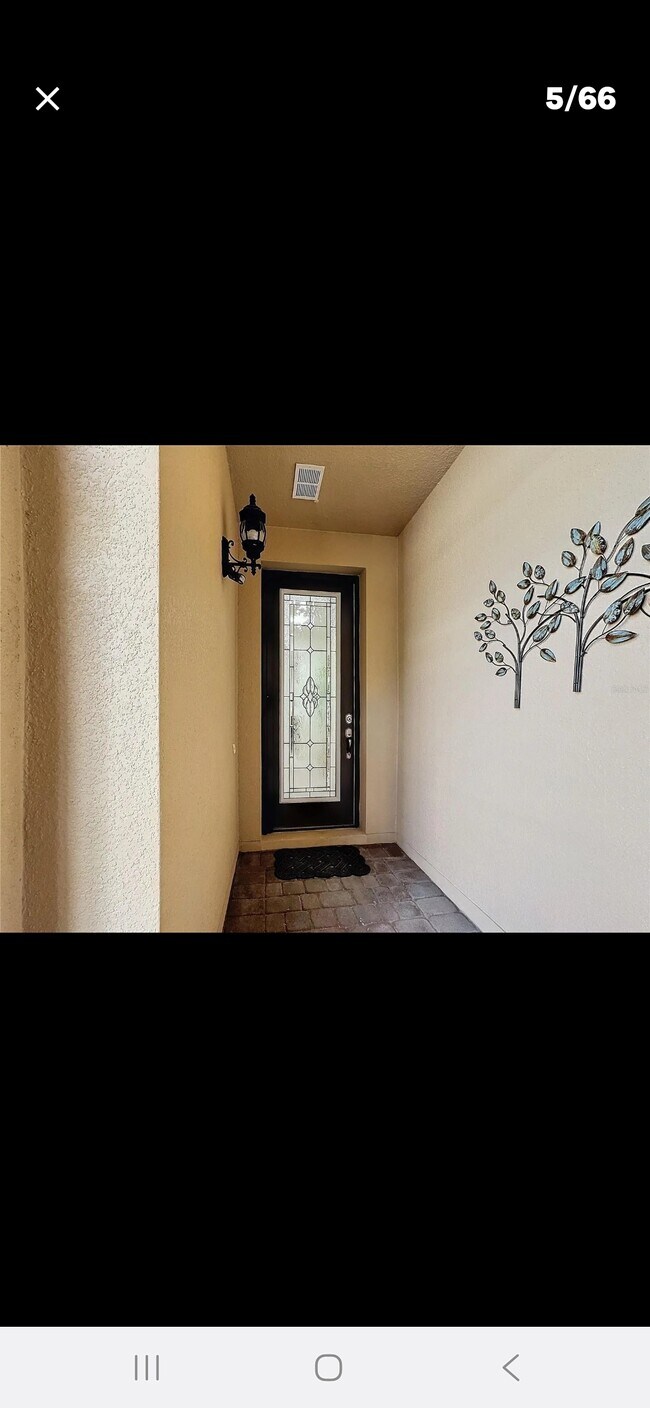 Building Photo - 3438 Fallbrook Dr
