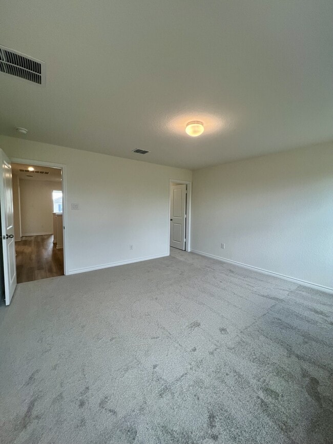 Building Photo - 14839 Vance Jackson Rd