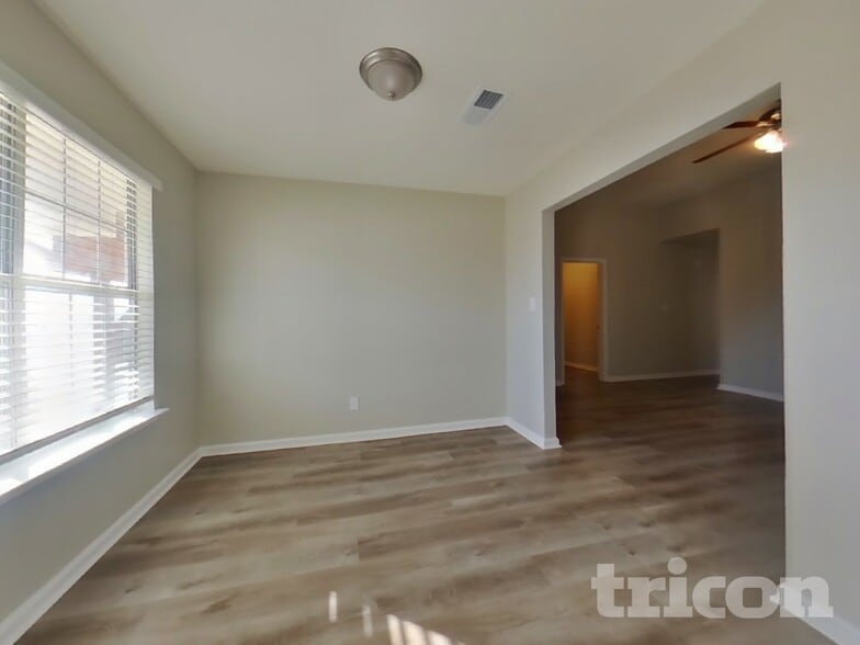 Building Photo - 1413 Paco Trail