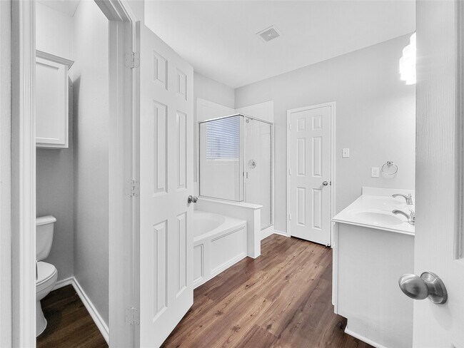 Building Photo - 8822 Rolling Rapids Rd