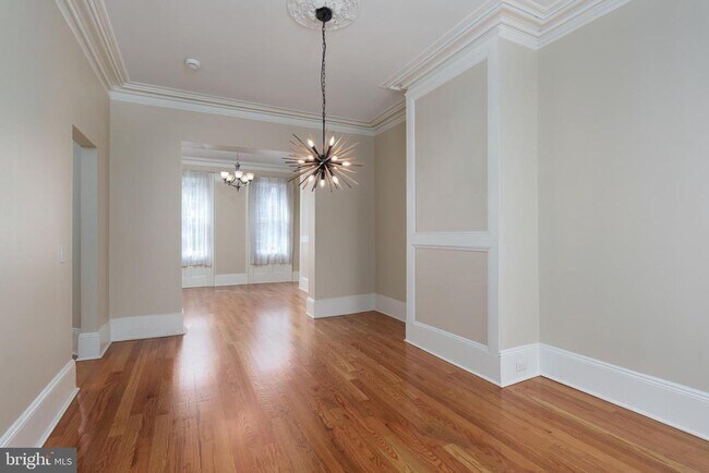 Building Photo - 236 Mercer St