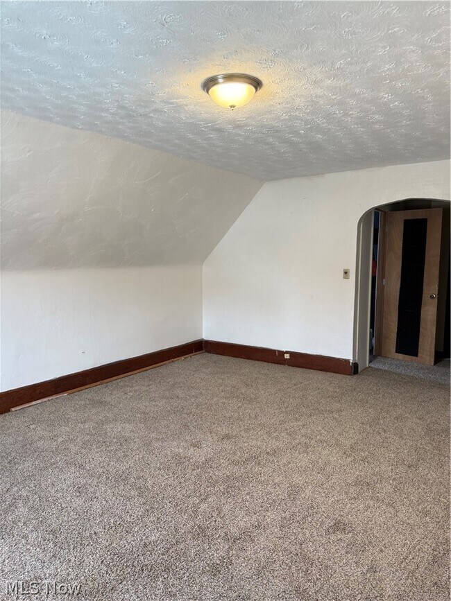 Building Photo - 1460 Elmwood Ave