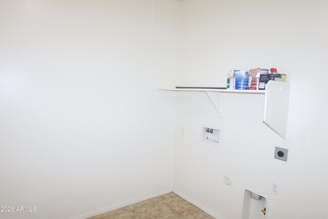 Building Photo - 5316 W El Cortez Trail