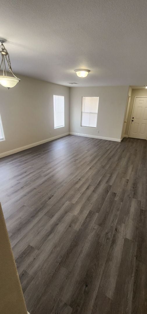 Building Photo - HOUSING CHOICE VOUCHER APPROVED! Spacious Henderson Home with Open Layout & Endless Backyard Pote...