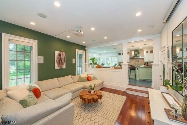 Building Photo - 228 Watchung Ave