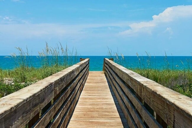 Building Photo - Beautifully Furnished Home in Upscale Gate...