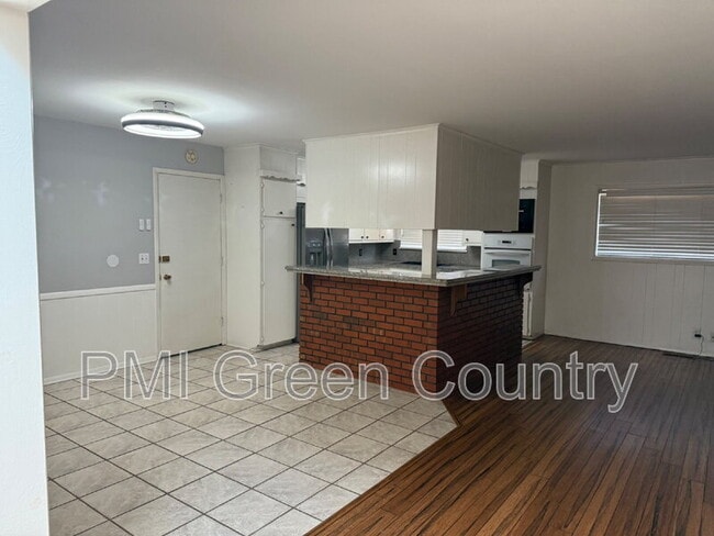 Building Photo - 3315 S 88th E Ave