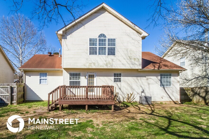 Building Photo - 1121 Burlingame Ct