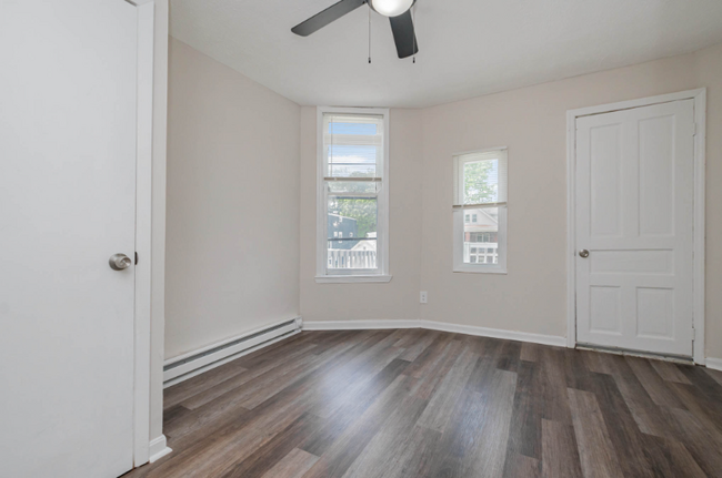 Building Photo - 3030 Cleinview Ave