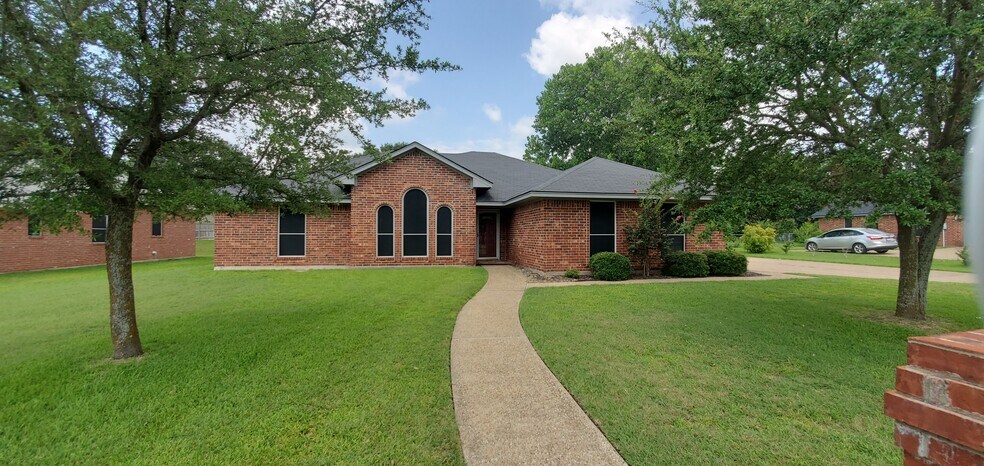 Primary Photo - 521 Celeste Dr