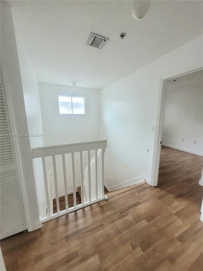 Building Photo - 4331 SW 160th Ave