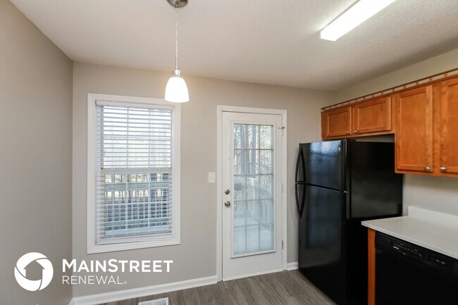 Building Photo - 407 Due W Pl