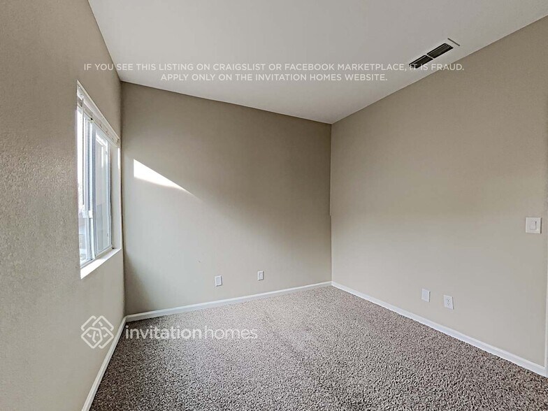 Building Photo - 316 Willow Glen Dr