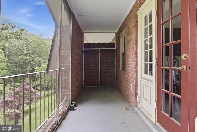 Building Photo - 8114 Colony Point Rd