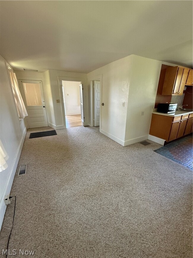 Building Photo - 809 Shinnick St