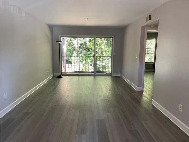 Family/ Dinning Room (Current vacant view) - 3117 Colonial Way