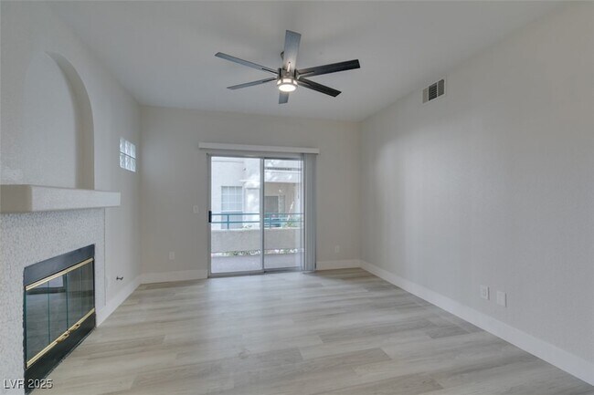 Building Photo - 2251 Wigwam Pkwy