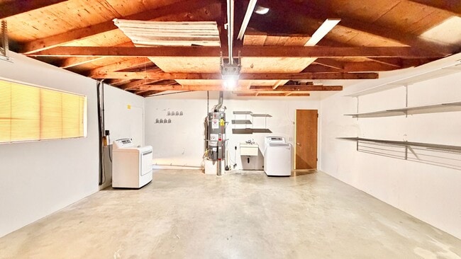 Building Photo - Wonderful Single-Story Home with Remodeled Kitchen and Baths, Fresh Paint, and Minutes to downtow...