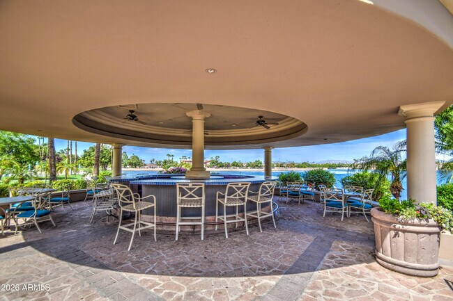 Building Photo - 2201 E Tahitian Way
