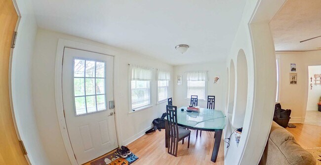 Building Photo - 3D Tour Available - Hot Tub + Fenced-In Yard + Washer & Dryer Included! Available July 3rd!