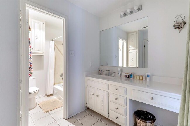 Building Photo - 11418 Pradera Dr