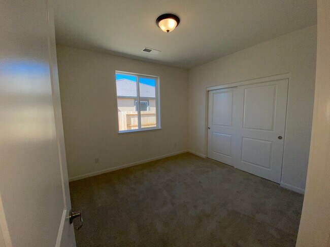 Building Photo - Built 2024 Spanish Springs Reno 5 Bedroom ...