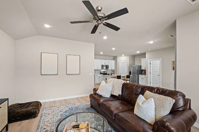 Building Photo - 2219 S 9th St