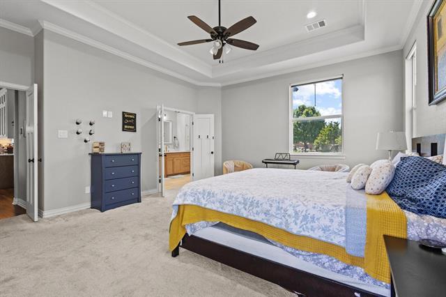 Building Photo - 2201 Norwood St