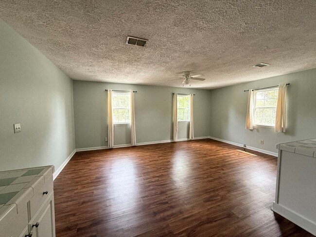 Building Photo - 405 Tallahassee St