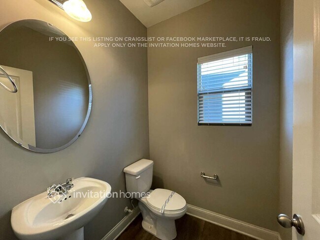 Building Photo - 5377 Roberta Crossing Dr