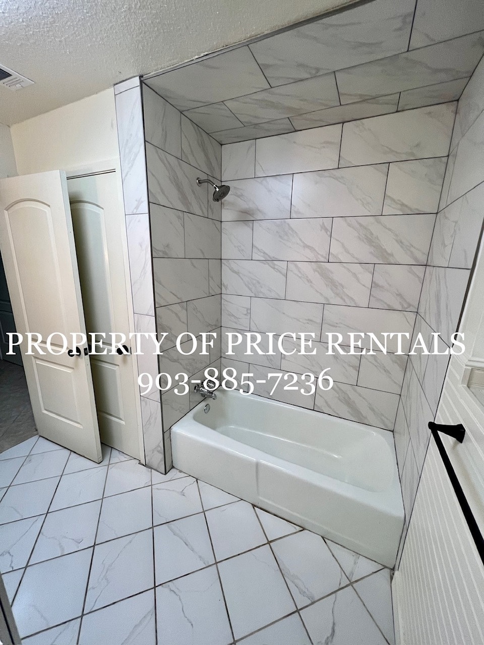 Bathroom - 624 Texas St