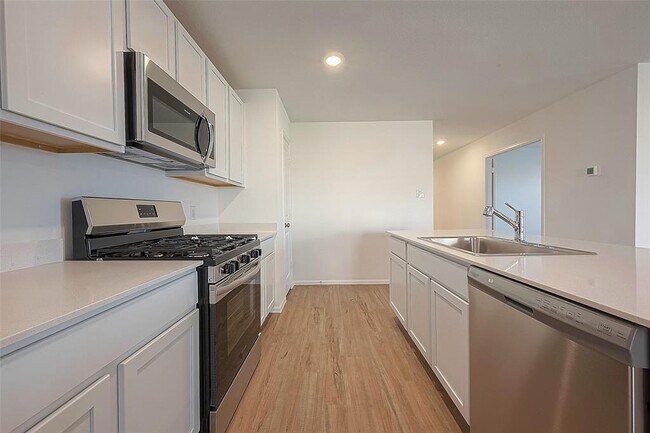 Building Photo - 5107 Sunvalley Bend Dr
