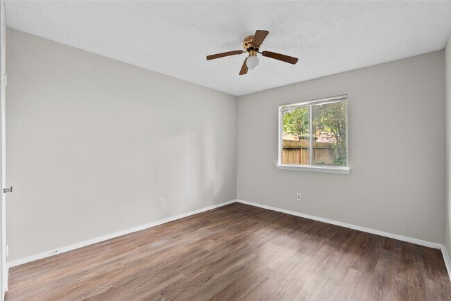 Building Photo - 2819 Sugar Wood Dr
