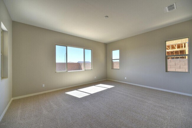 Building Photo - Gorgeous Single Level 4 bed 3 bath 3 car garage home at the Meadows community in Peoria