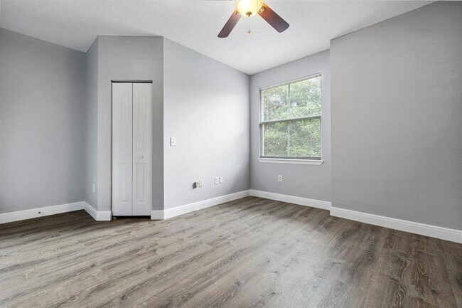 Building Photo - 2032 Alta Meadows Ln