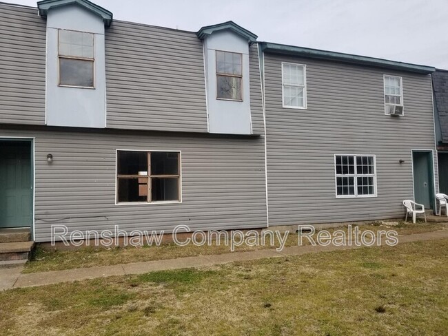 Primary Photo - 276 Greenfield Dr