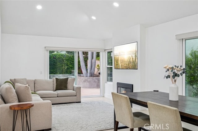 Building Photo - 37 Shearwater Pl