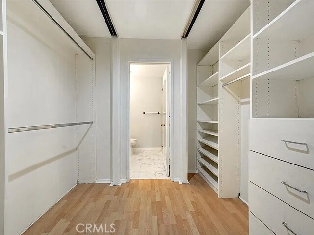 Building Photo - 3867 Thorncroft Ln
