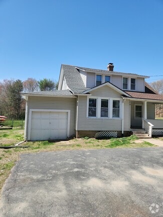 Building Photo - 361 Linwood Cemetery Rd
