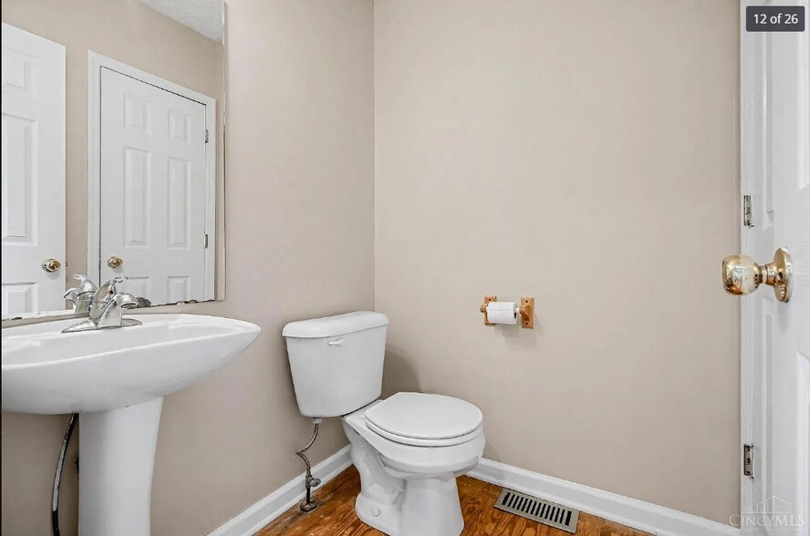 Building Photo - 2226 Ravine St