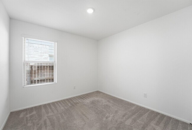 Building Photo - 22238 Palladium Dr