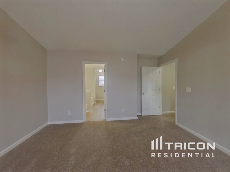 Building Photo - 415 Fox Trot Dr