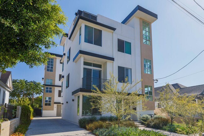 Primary Photo - Gemini Townhomes