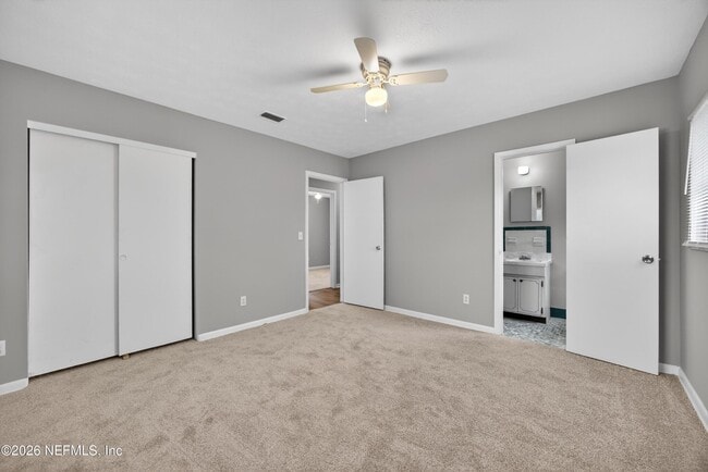 Building Photo - 8015 Jaguar Dr