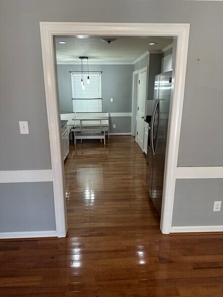 Building Photo - 2500 Saint Christopher Cir SW
