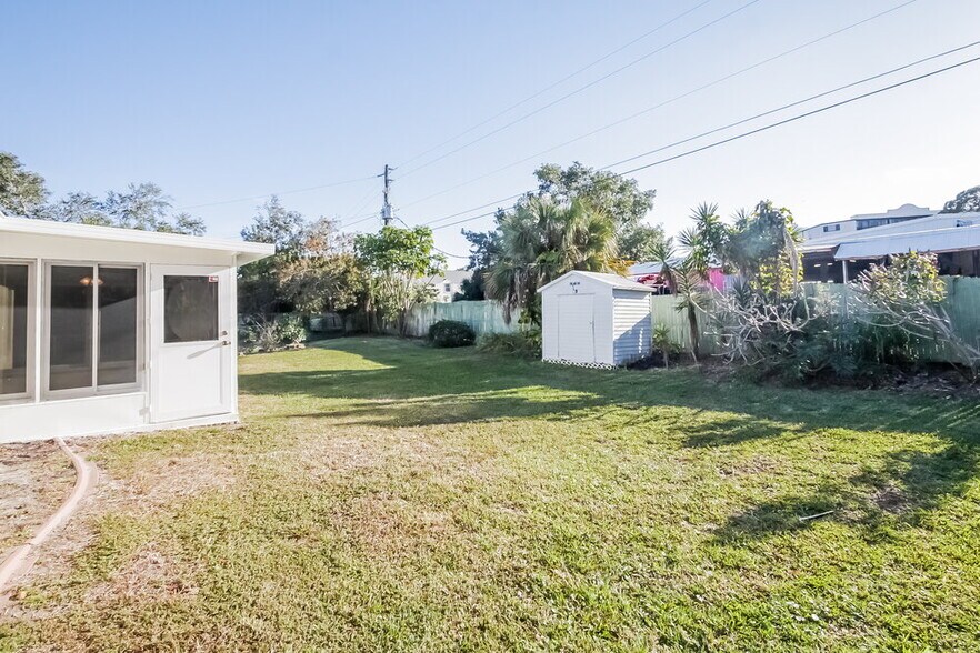 Building Photo - 848 Guild Dr
