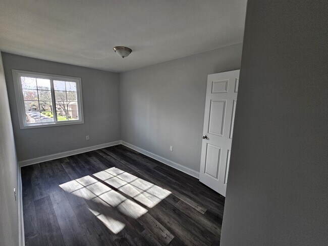 Building Photo - 38 Western Winds Cir