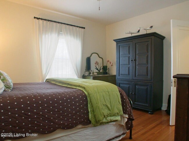 Building Photo - 2316 Carolina Ave