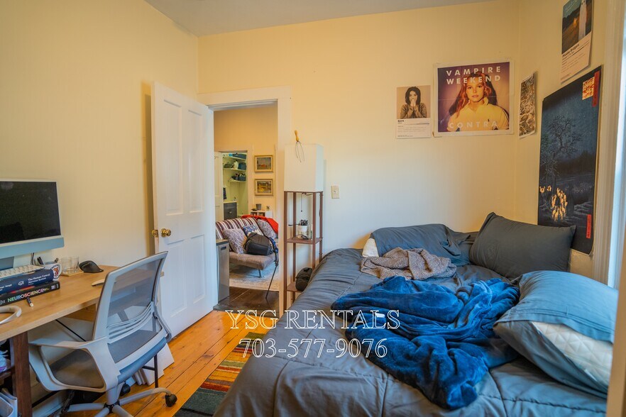 Building Photo - 51 Riverdale St